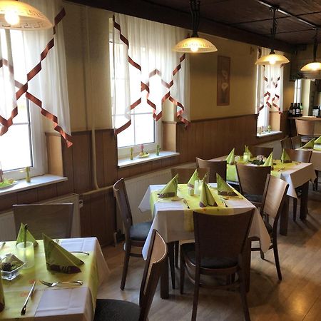 Landgasthof Deinert Genthin Esterno foto