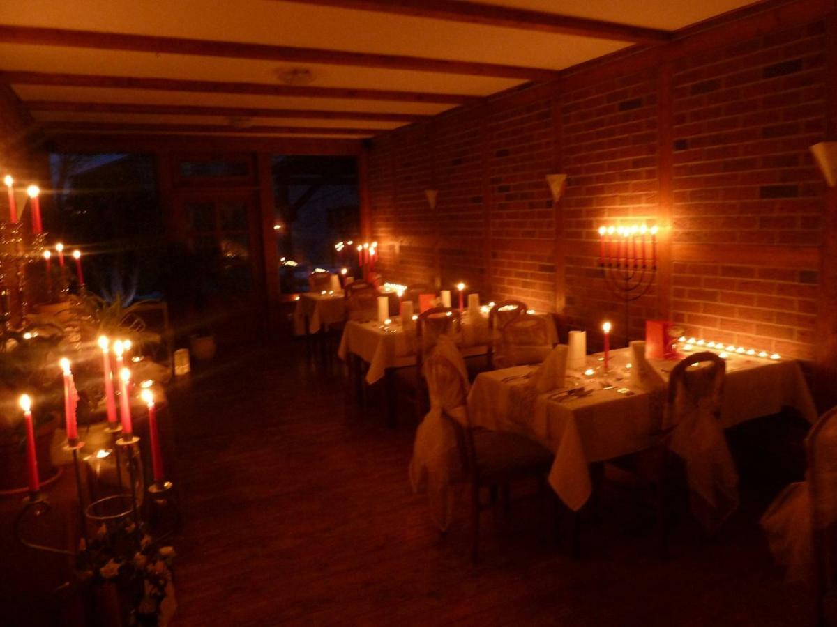 Landgasthof Deinert Genthin Esterno foto