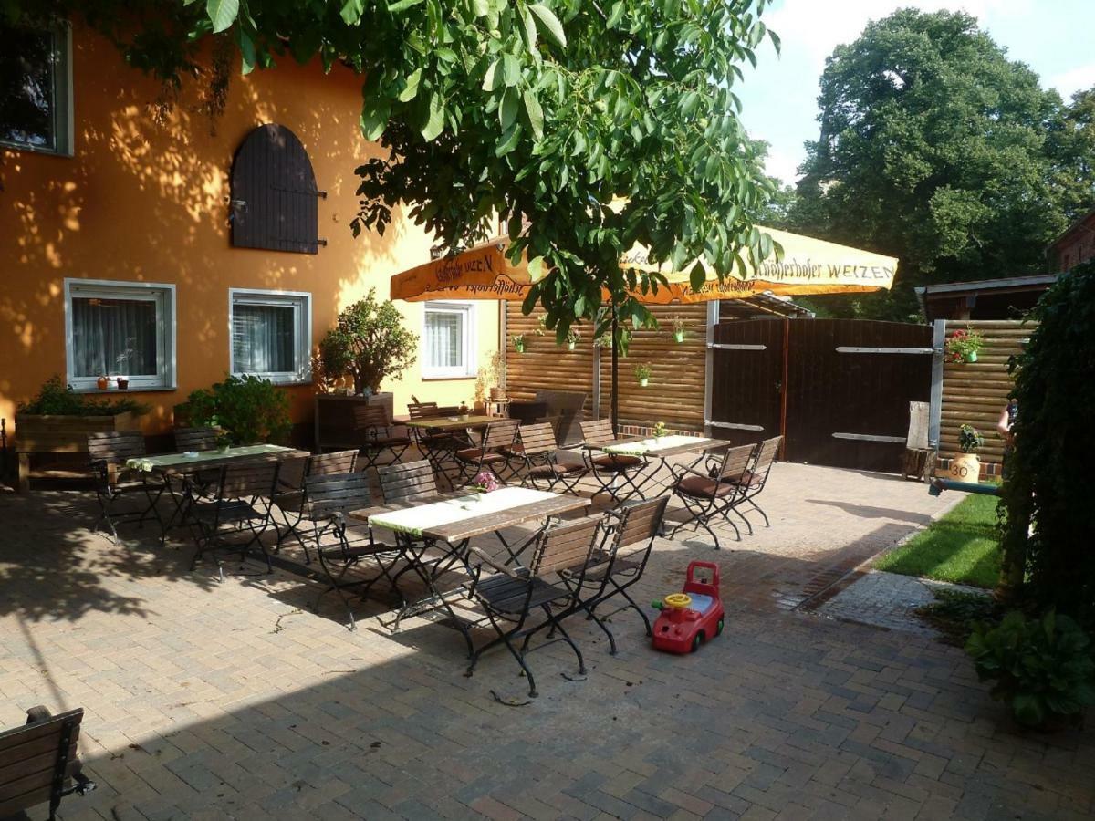 Landgasthof Deinert Genthin Esterno foto
